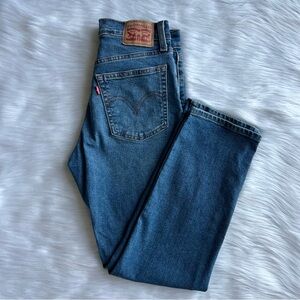 ❌SOLD❌Levi’s wedgie straight jeans